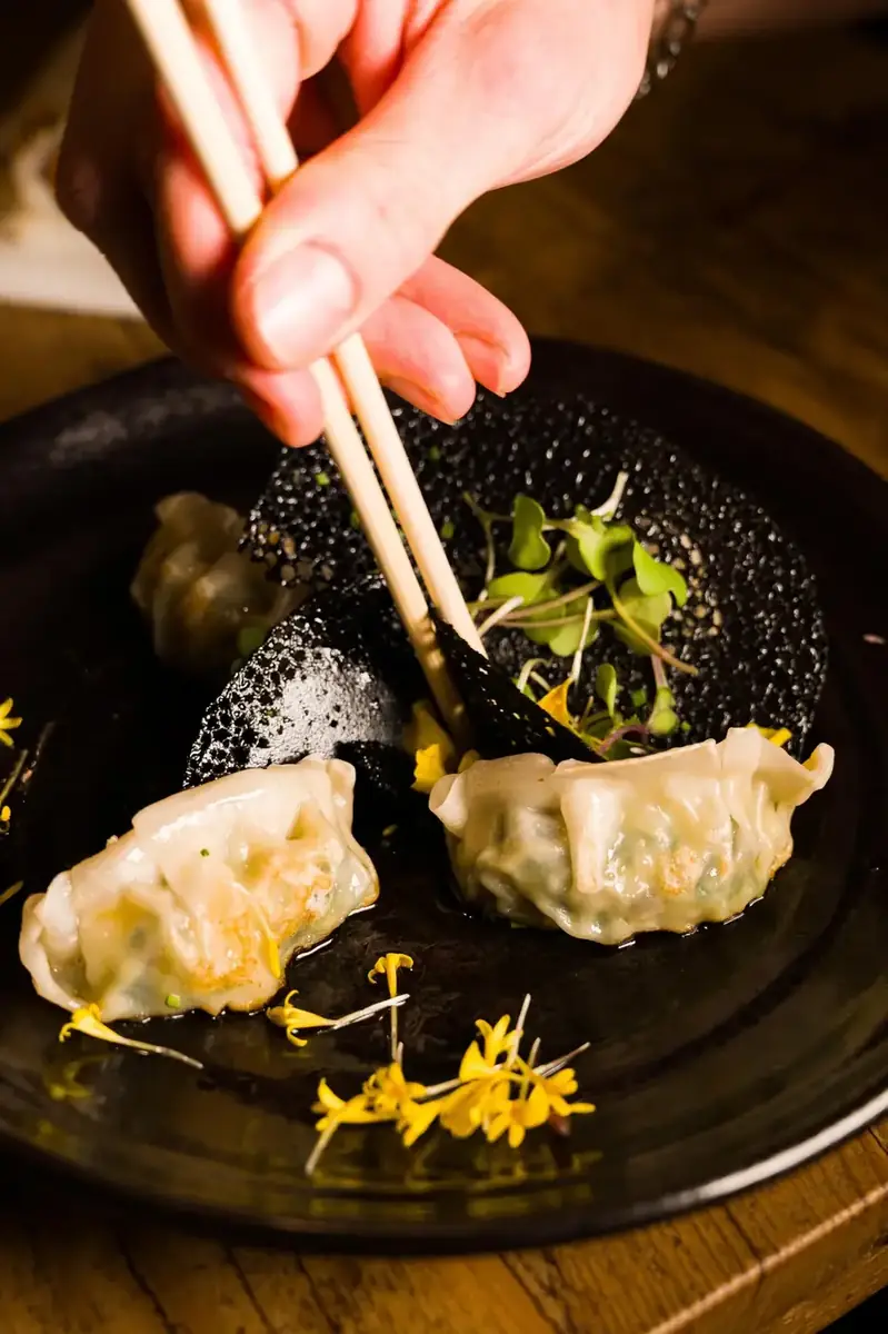 Tapas japonesas de 220 Sushi